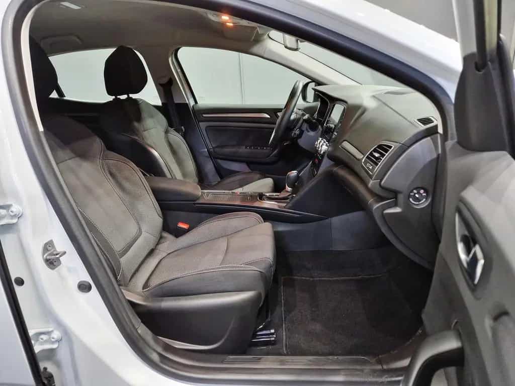 Renault Megane IV Equilibre|AUTOM|NAVI|LED|LM FELGEN 11/2023-photo-8