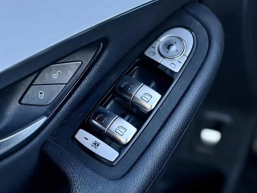 Mercedes-Benz GLC-Class d 4Matic / 1.Hd / MBUX / Kamera / Leder 10/2020-photo-12