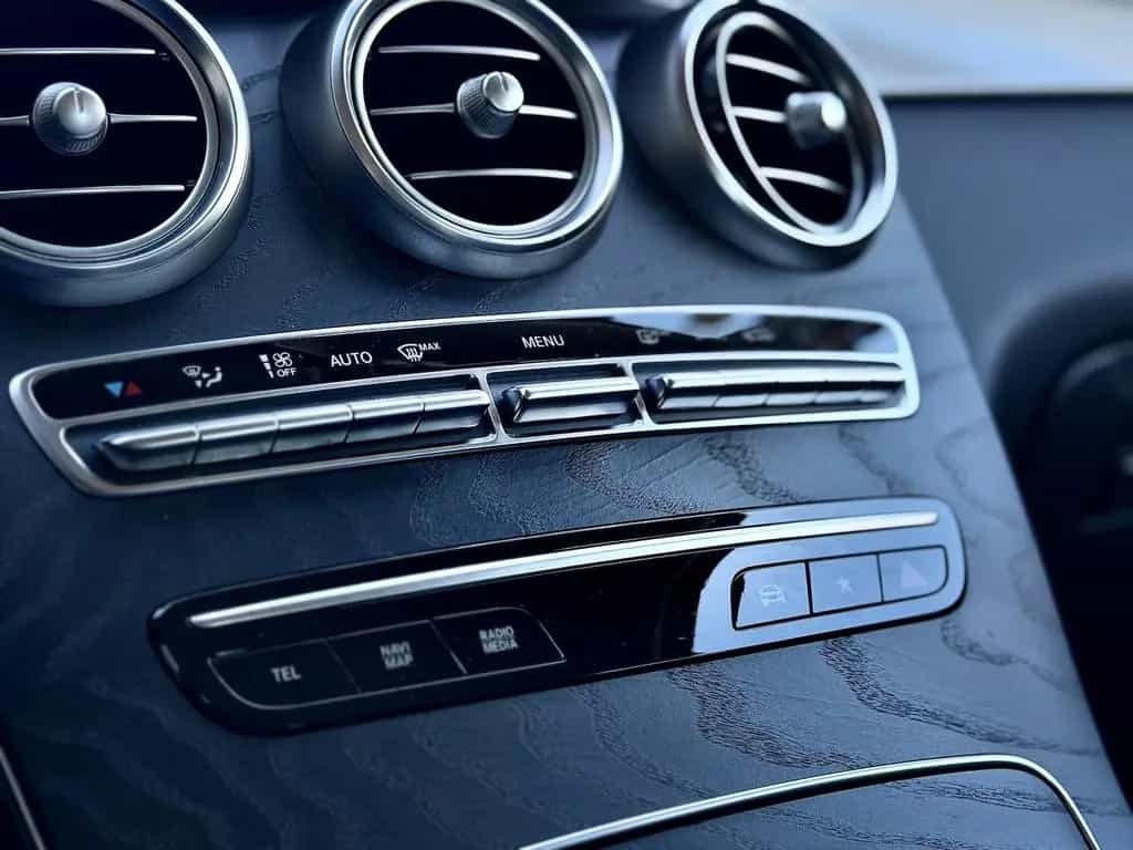 Mercedes-Benz GLC-Class d 4Matic / 1.Hd / MBUX / Kamera / Leder 10/2020-photo-23
