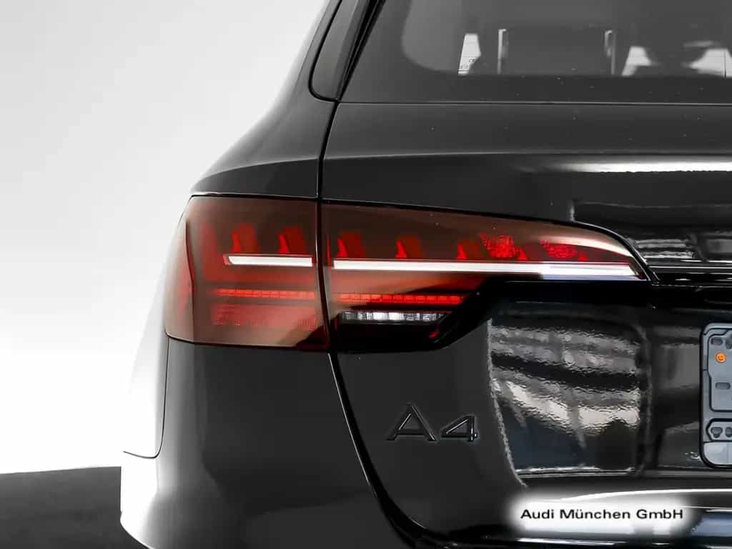 Audi A4 Avant 45 TFSI qu. S tronic S line Pano/Matrix 12/2023-photo-10