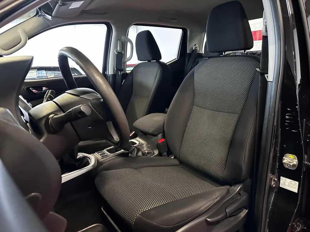 Nissan NP300 Acenta Double Cab 4x4//1.Hd+AHK+BT+DAB\\ 02/2022-photo-6