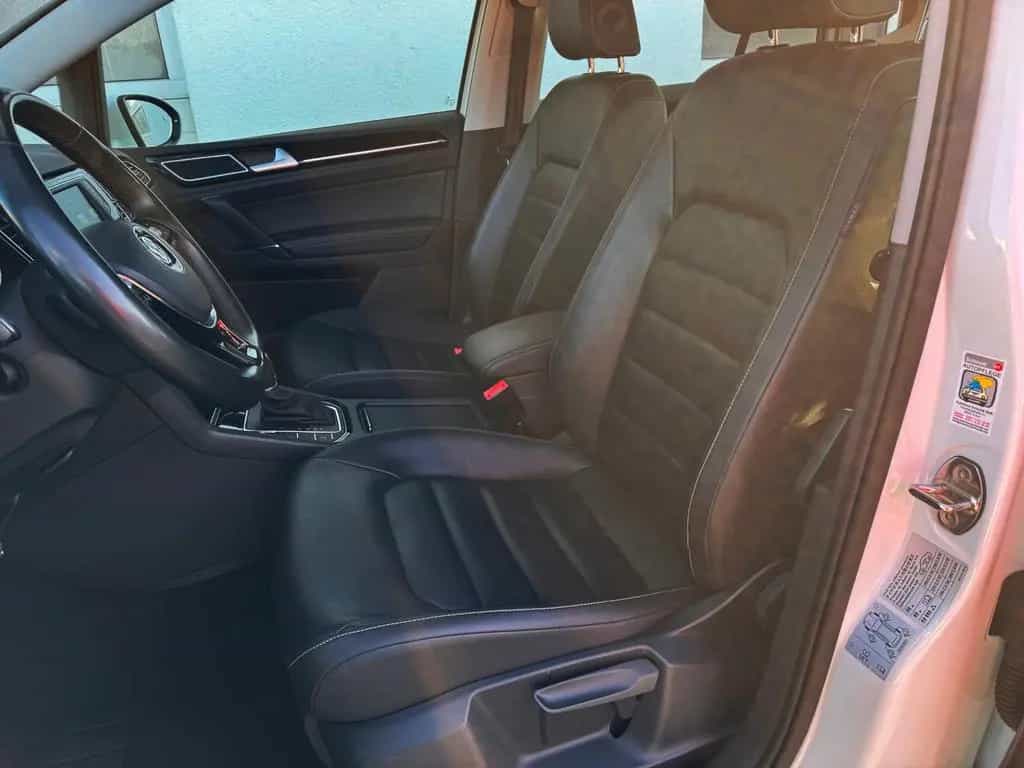Volkswagen Golf Sportsvan Highline Leder 04/2017-photo-3