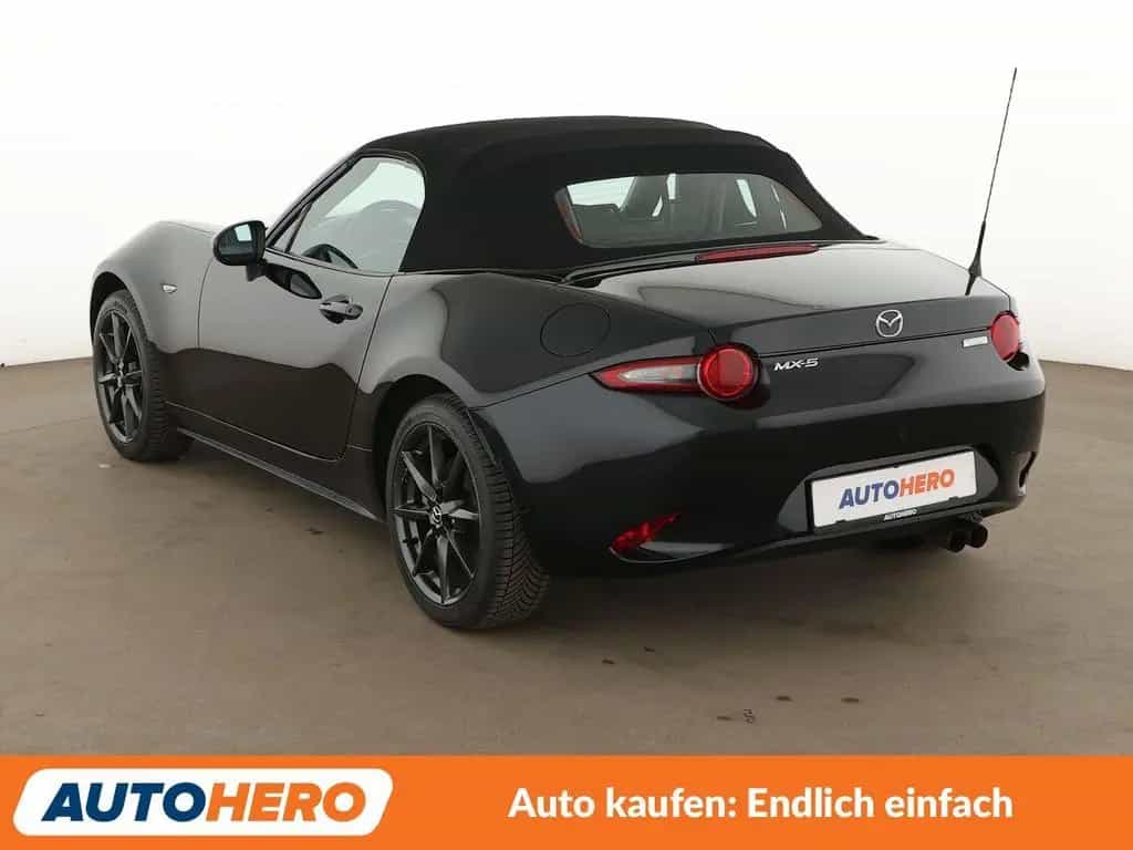 Mazda MX-5 2.0 Exclusive-Line *NAV*TEMP*SHZ*ALU*KLIMA* 06/2016-photo-3