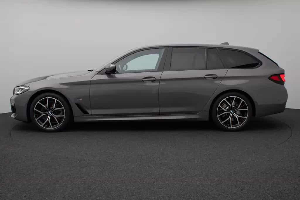 BMW 5 Series 520d M Sport DAB H/K Ad.LED Stop&Go Alarm 19Zoll 12/2021-photo-10