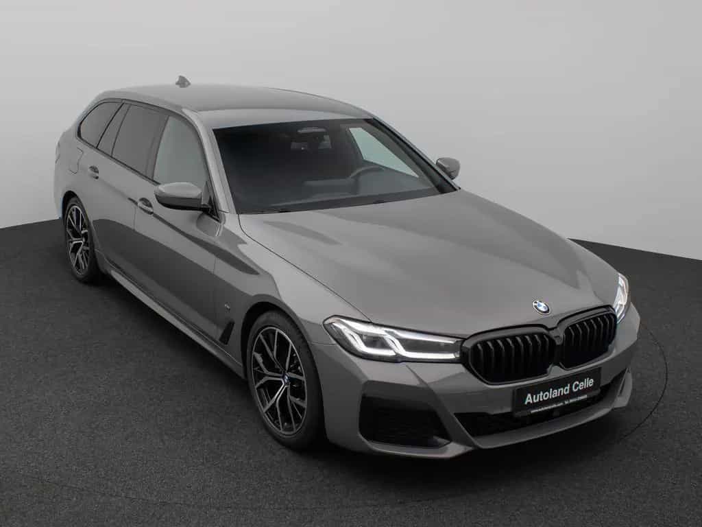 BMW 5 Series 520d M Sport DAB H/K Ad.LED Stop&Go Alarm 19Zoll 12/2021-photo-2