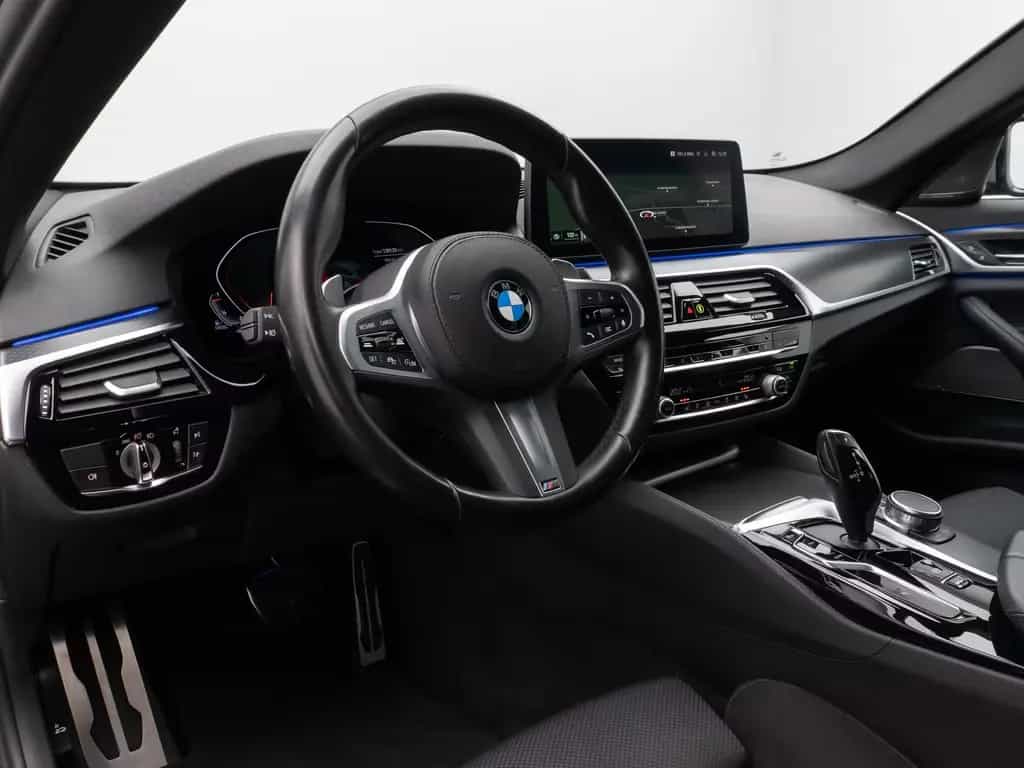 BMW 5 Series 520d M Sport DAB H/K Ad.LED Stop&Go Alarm 19Zoll 12/2021-photo-20