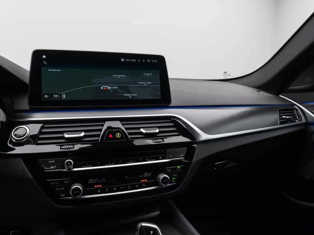 BMW 5 Series 520d M Sport DAB H/K Ad.LED Stop&Go Alarm 19Zoll 12/2021-photo-21