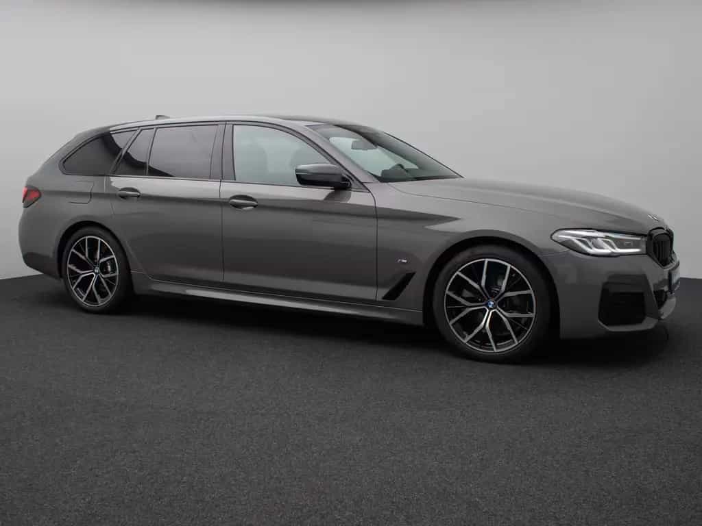 BMW 5 Series 520d M Sport DAB H/K Ad.LED Stop&Go Alarm 19Zoll 12/2021-photo-3