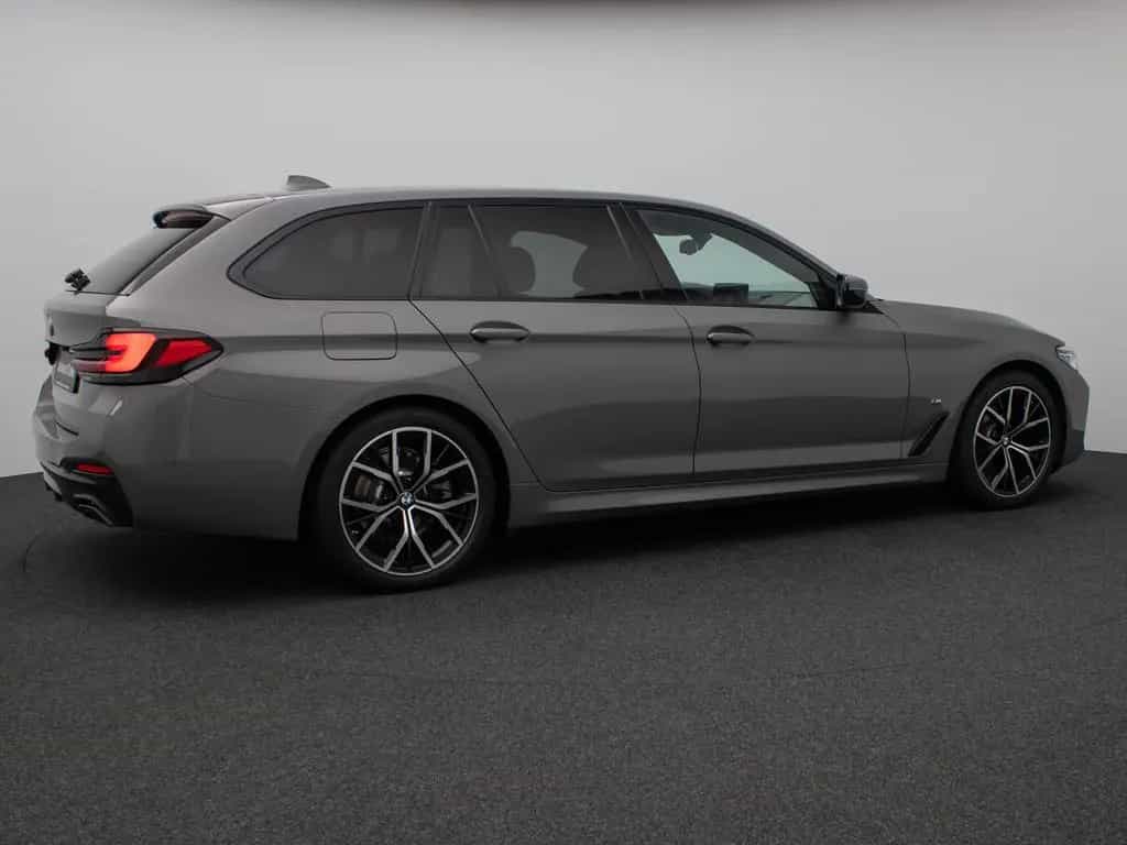 BMW 5 Series 520d M Sport DAB H/K Ad.LED Stop&Go Alarm 19Zoll 12/2021-photo-5