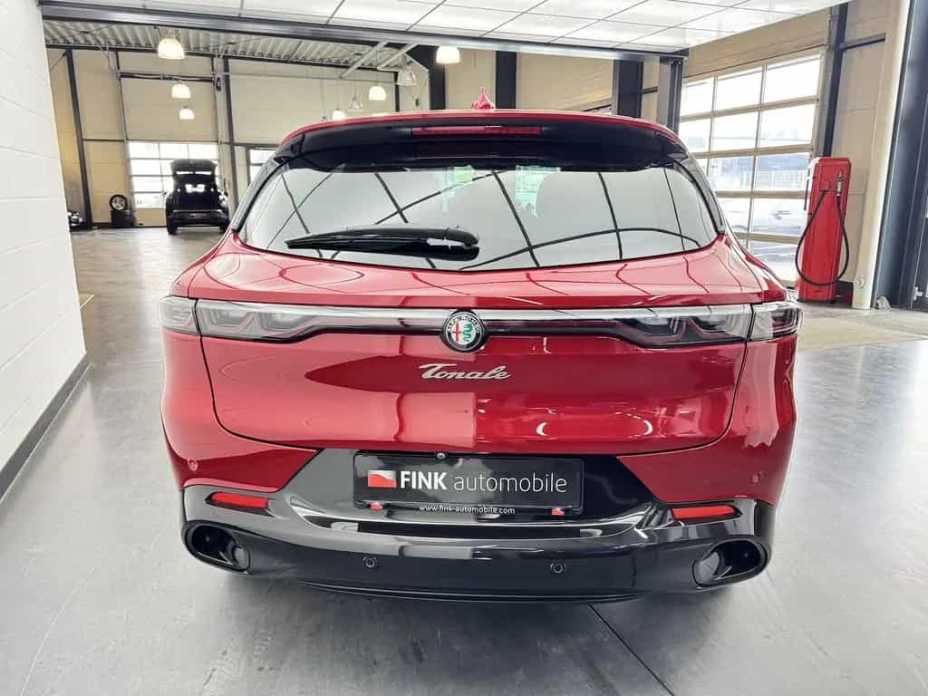 Alfa Romeo Tonale 1.5 VGT Veloce 48 V Hybrid LED 08/2023-photo-9