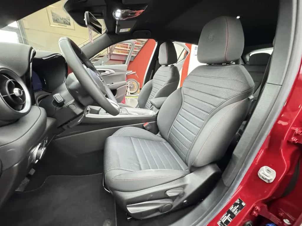 Alfa Romeo Tonale 1.6 VGT-D Sprint ACC Sitzheizung 10/2023-photo-13