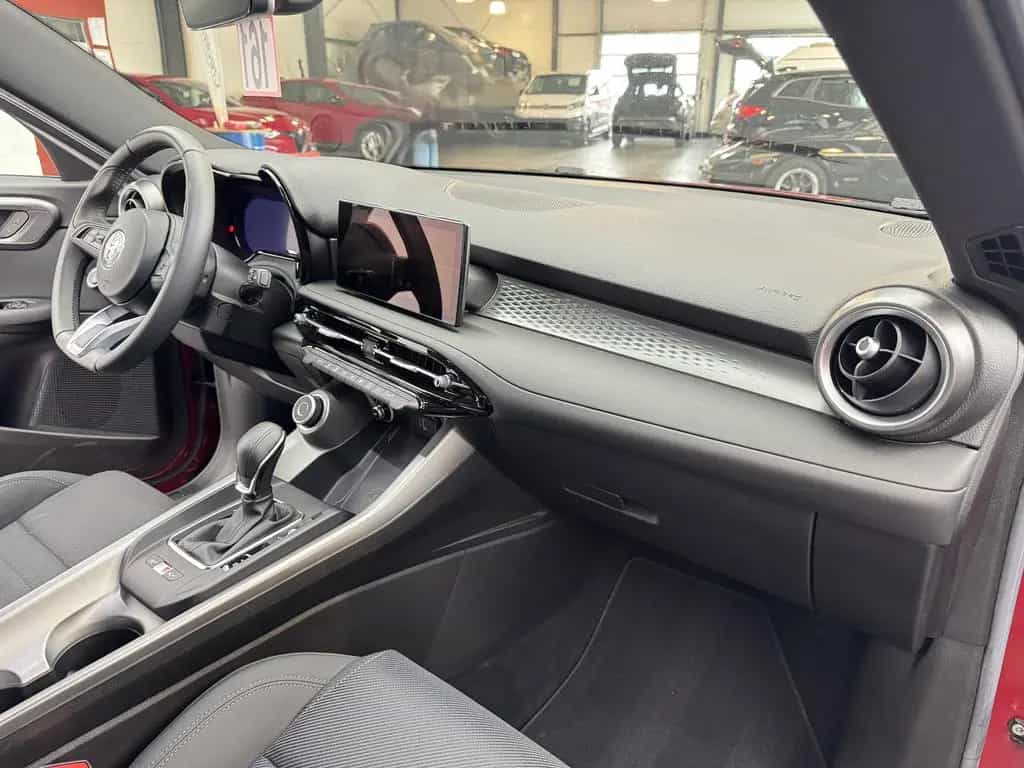 Alfa Romeo Tonale 1.6 VGT-D Sprint ACC Sitzheizung 10/2023-photo-17