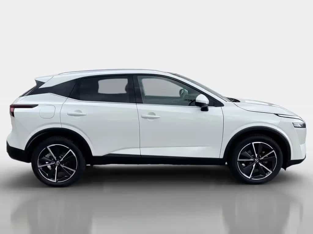Nissan Qashqai Xtronic 4x4 tekna Pano+19Z+Design+Busine 07/2024-photo-6