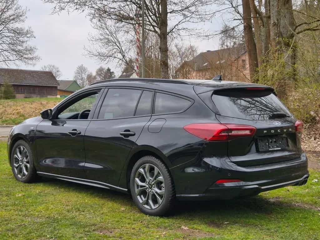 Ford Focus Turnier ST-Line X MHEV*HEAD-UP*AHK*LED* 08/2023-photo-12