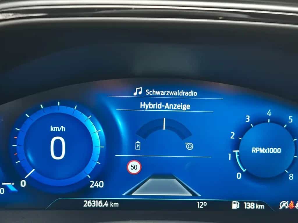 Ford Focus Turnier ST-Line X MHEV*HEAD-UP*AHK*LED* 08/2023-photo-41