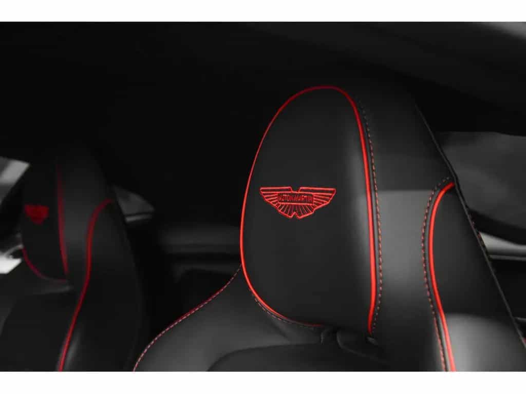 Aston Martin Vantage V8 Coupé 07/2025-photo-12