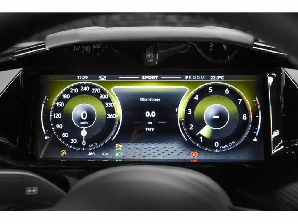 Aston Martin Vantage V8 Coupé 07/2025-photo-17