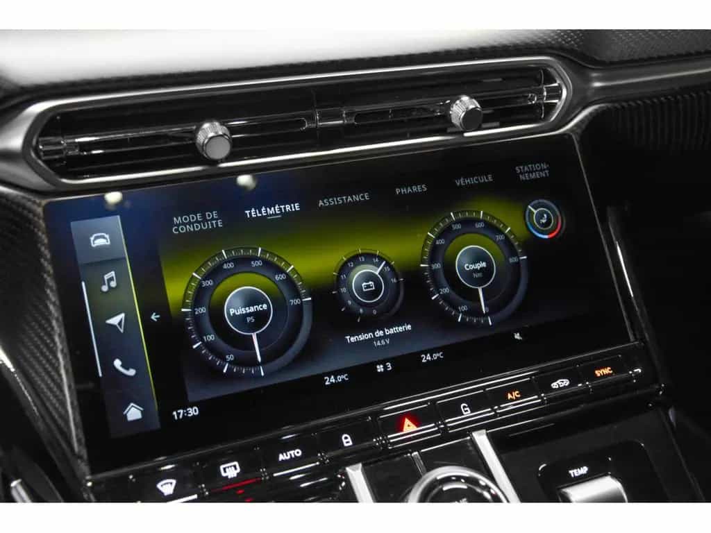 Aston Martin Vantage V8 Coupé 07/2025-photo-21