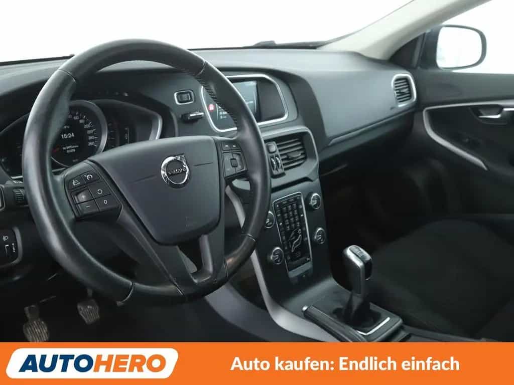 Volvo V40 2.0 T2 Kinetic *NAVI*LED*TEMPO*PDC*SHZ* 12/2016-photo-10