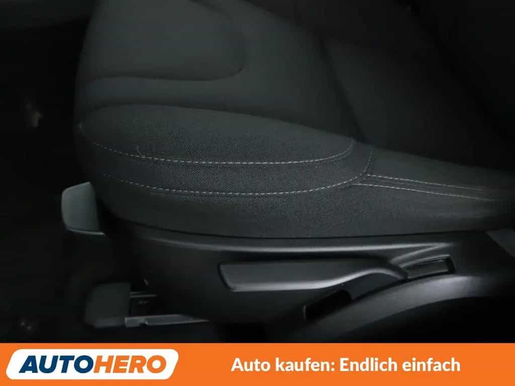 Volvo V40 2.0 T2 Kinetic *NAVI*LED*TEMPO*PDC*SHZ* 12/2016-photo-26