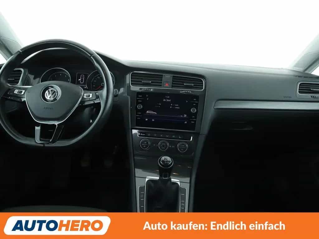 Volkswagen Golf VII 1.4 TSI Comfortline BMT*NAVI*LED*PDC* 06/2017-photo-11