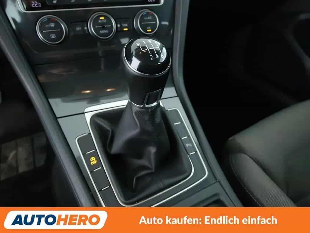 Volkswagen Golf VII 1.4 TSI Comfortline BMT*NAVI*LED*PDC* 06/2017-photo-22