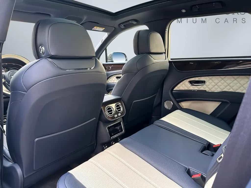 Bentley Bentayga V8 First Edition 1.Hand E-AHK NAIM 06/2021-photo-16