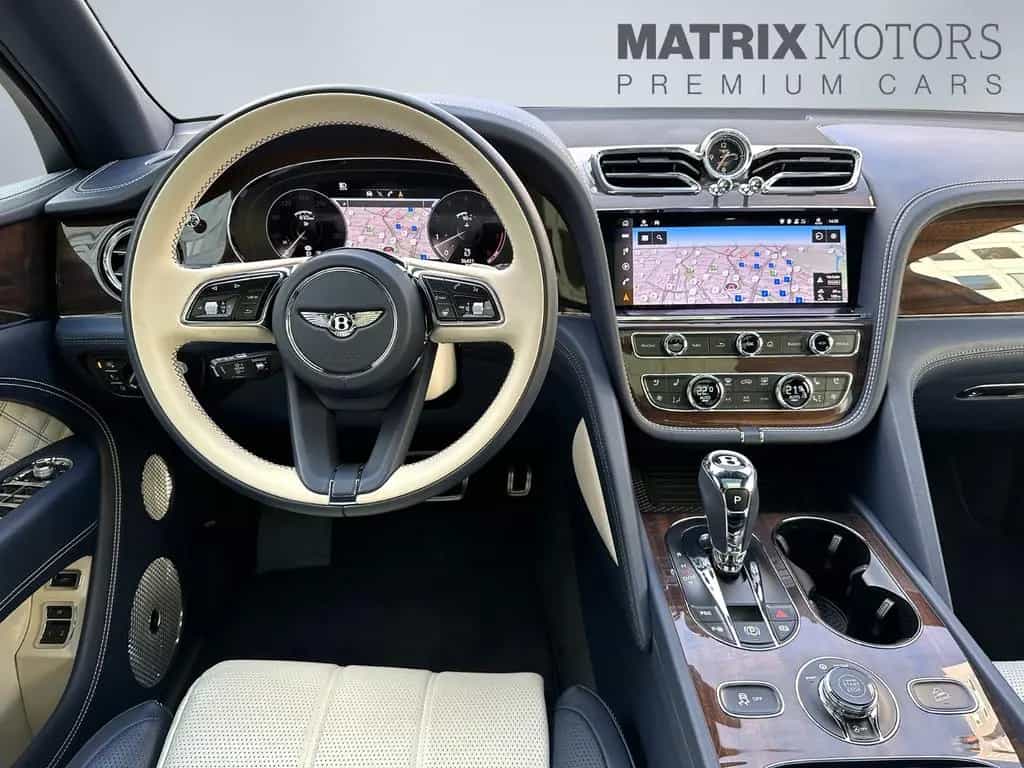 Bentley Bentayga V8 First Edition 1.Hand E-AHK NAIM 06/2021-photo-2