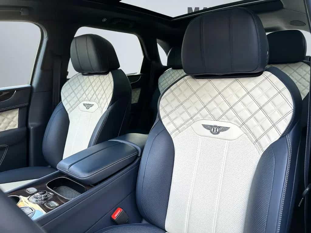 Bentley Bentayga V8 First Edition 1.Hand E-AHK NAIM 06/2021-photo-3