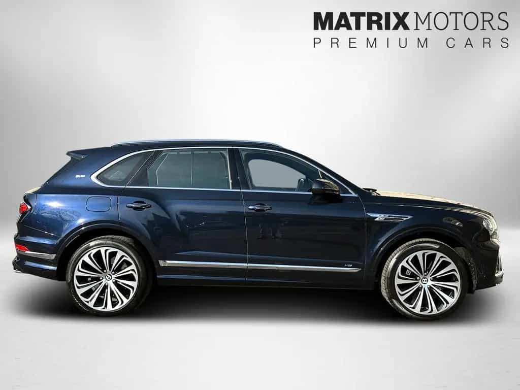 Bentley Bentayga V8 First Edition 1.Hand E-AHK NAIM 06/2021-photo-8