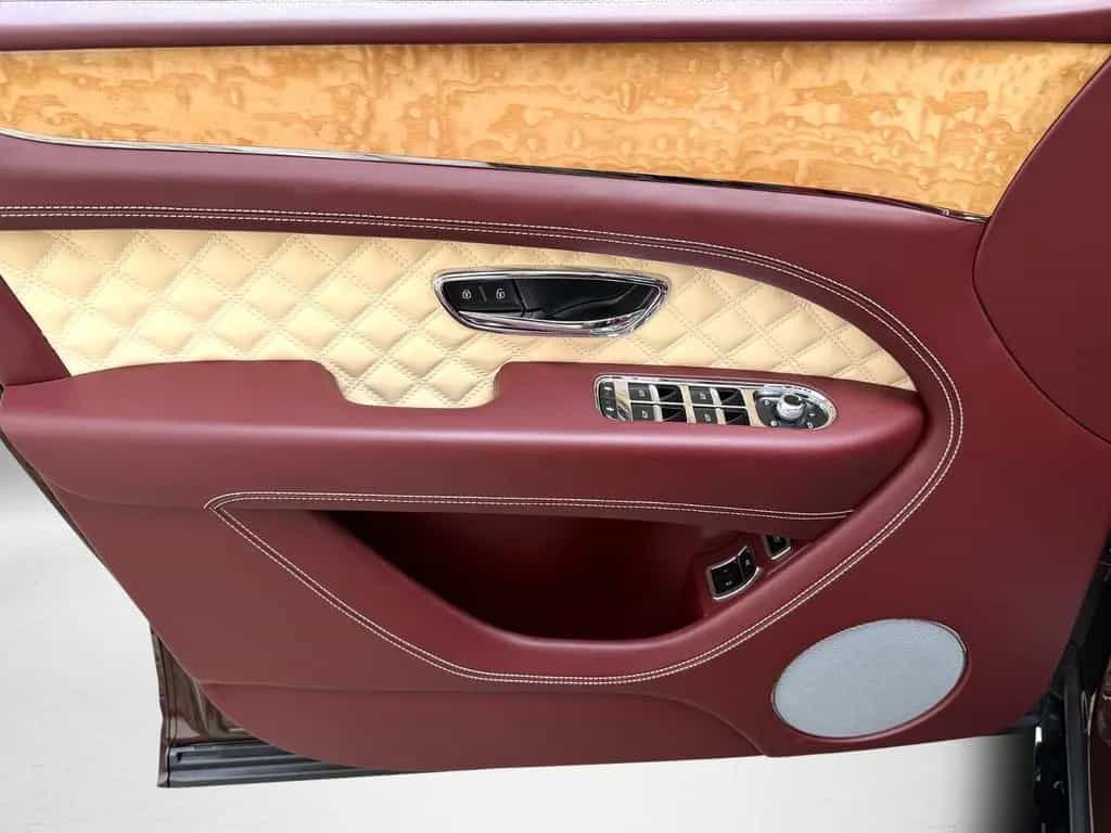 Bentley Bentayga V8 S Standheizung 1.Hand NightVision 08/2022-photo-27