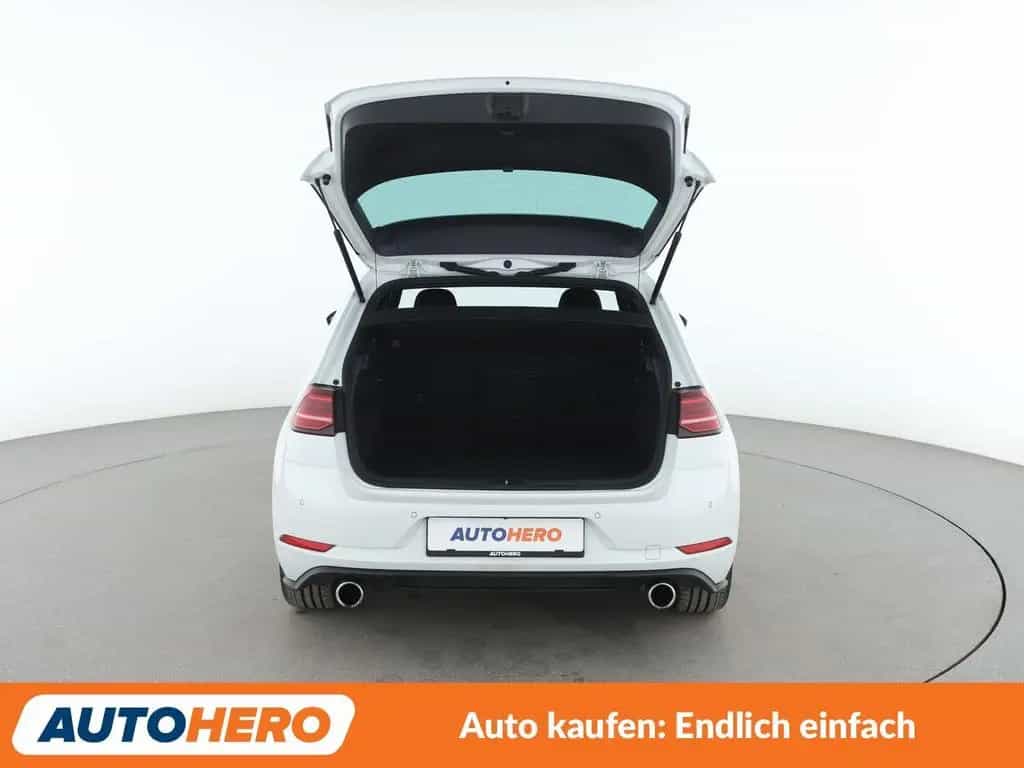 Volkswagen Golf VII 2.0 TSI GTI BMT Aut.*NAVI*LED*ACC*CAM* 01/2018-photo-16