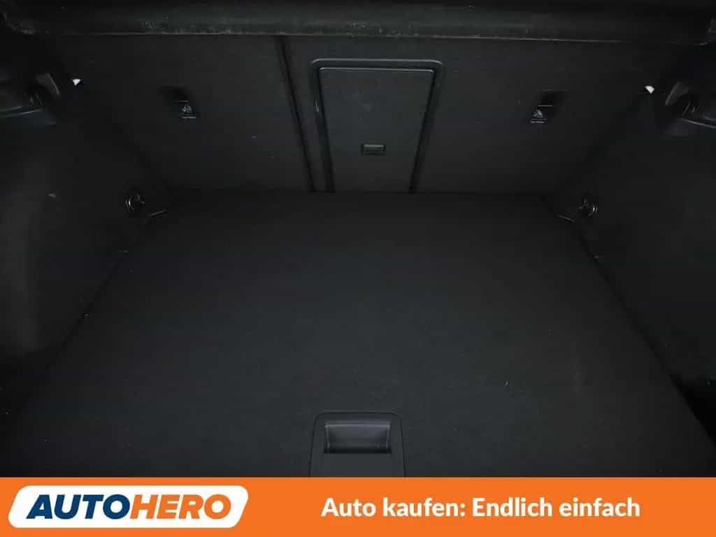 Volkswagen Golf VII 2.0 TSI GTI BMT Aut.*NAVI*LED*ACC*CAM* 01/2018-photo-17