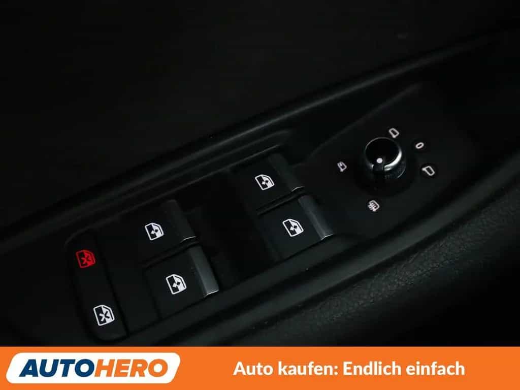 Audi A4 2.0 TFSI quattro Design Aut.*NAVI*LED*CAM*SHZ 04/2016-photo-29