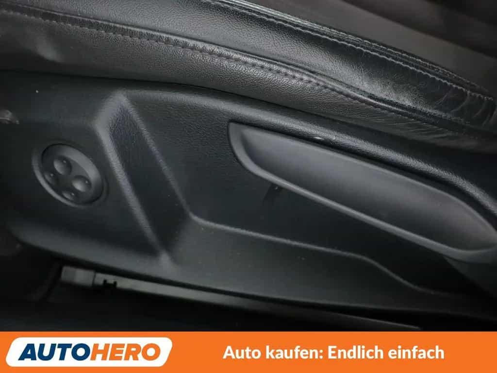 Audi A4 2.0 TFSI quattro Design Aut.*NAVI*LED*CAM*SHZ 04/2016-photo-31