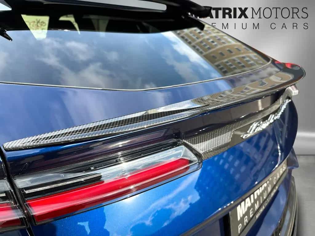 Lamborghini Urus Performante Carbon Production COC 2025 !! 03/2025-photo-24