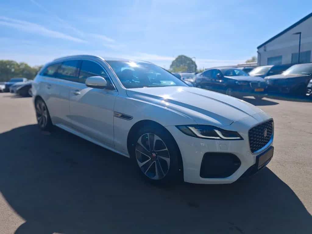 Jaguar XF SPORTBRAKE AWD*R-DYNAMIC*2.HD*LED*LEDER*TOP* 05/2023-photo-4