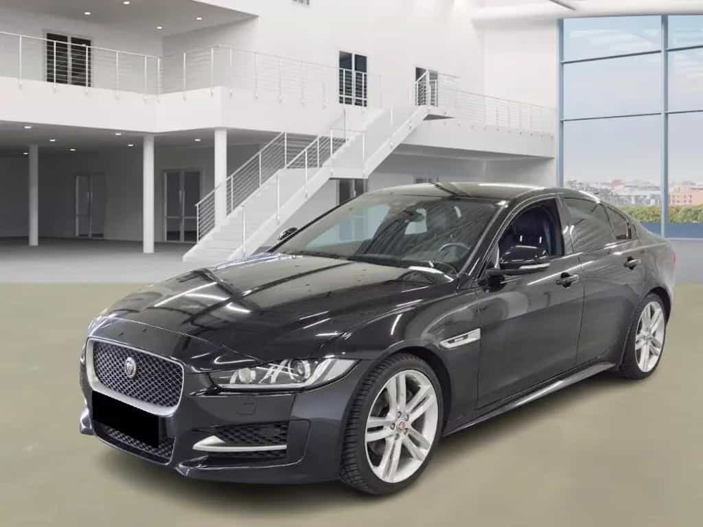 Jaguar XE 2.0D R-DYNAMIC Sport*NAVI*LED*ACC*1.HAND* 10/2018-photo-0