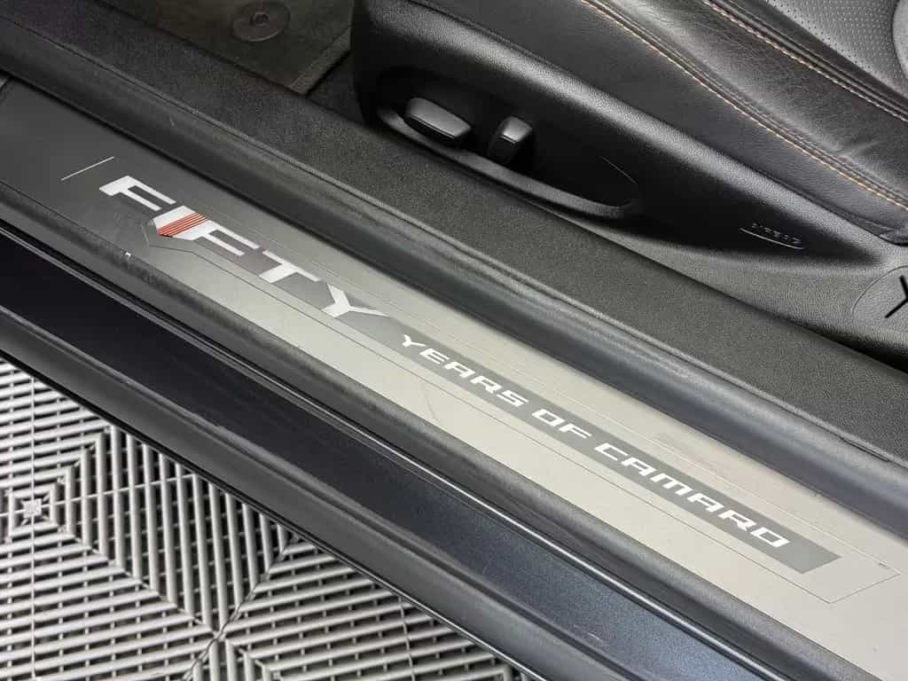 Chevrolet Camaro 6.2 V8 50th Anniversary|2.Hand|deutsch| 07/2017-photo-16
