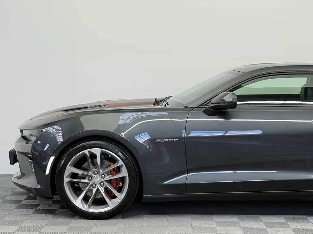 Chevrolet Camaro 6.2 V8 50th Anniversary|2.Hand|deutsch| 07/2017-photo-31