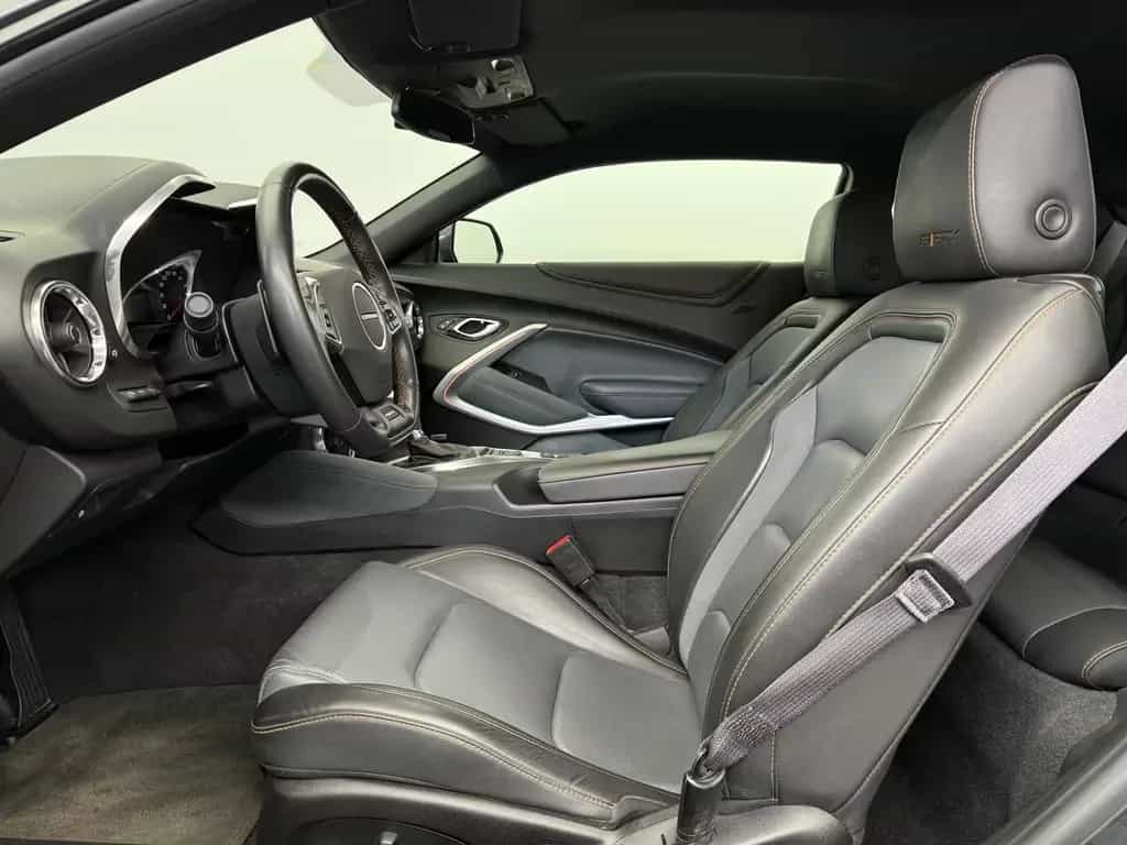 Chevrolet Camaro 6.2 V8 50th Anniversary|2.Hand|deutsch| 07/2017-photo-7
