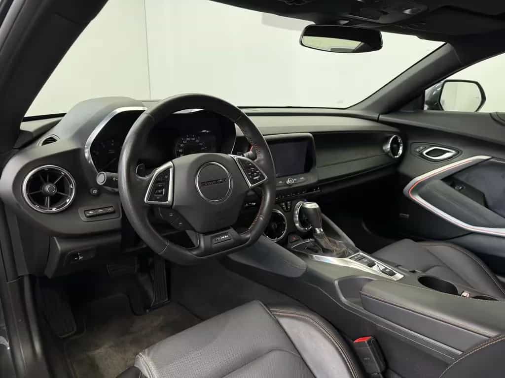 Chevrolet Camaro 6.2 V8 50th Anniversary|2.Hand|deutsch| 07/2017-photo-8