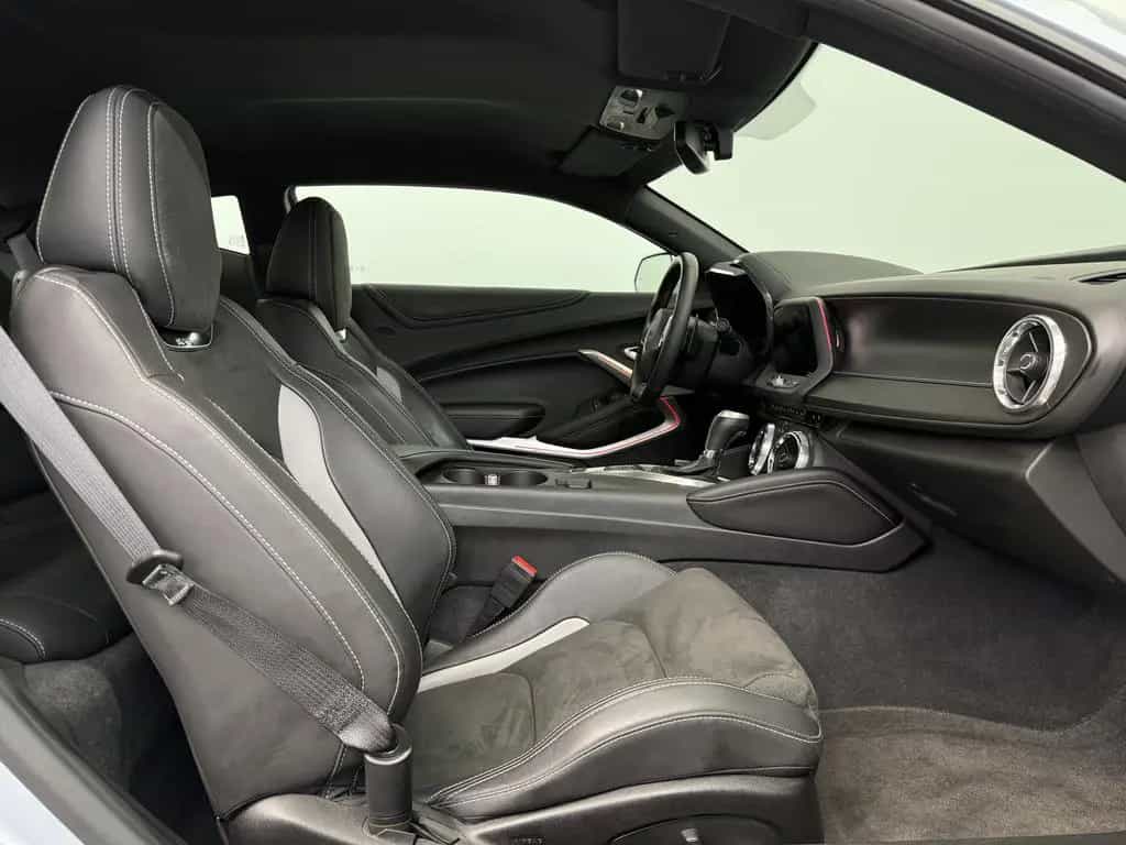 Chevrolet Camaro 6.2 V8|2.Hand|deutsch|HuD|Bose|Kamera| 10/2017-photo-12