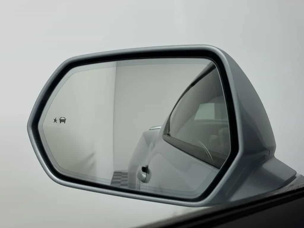 Chevrolet Camaro 6.2 V8|2.Hand|deutsch|HuD|Bose|Kamera| 10/2017-photo-36