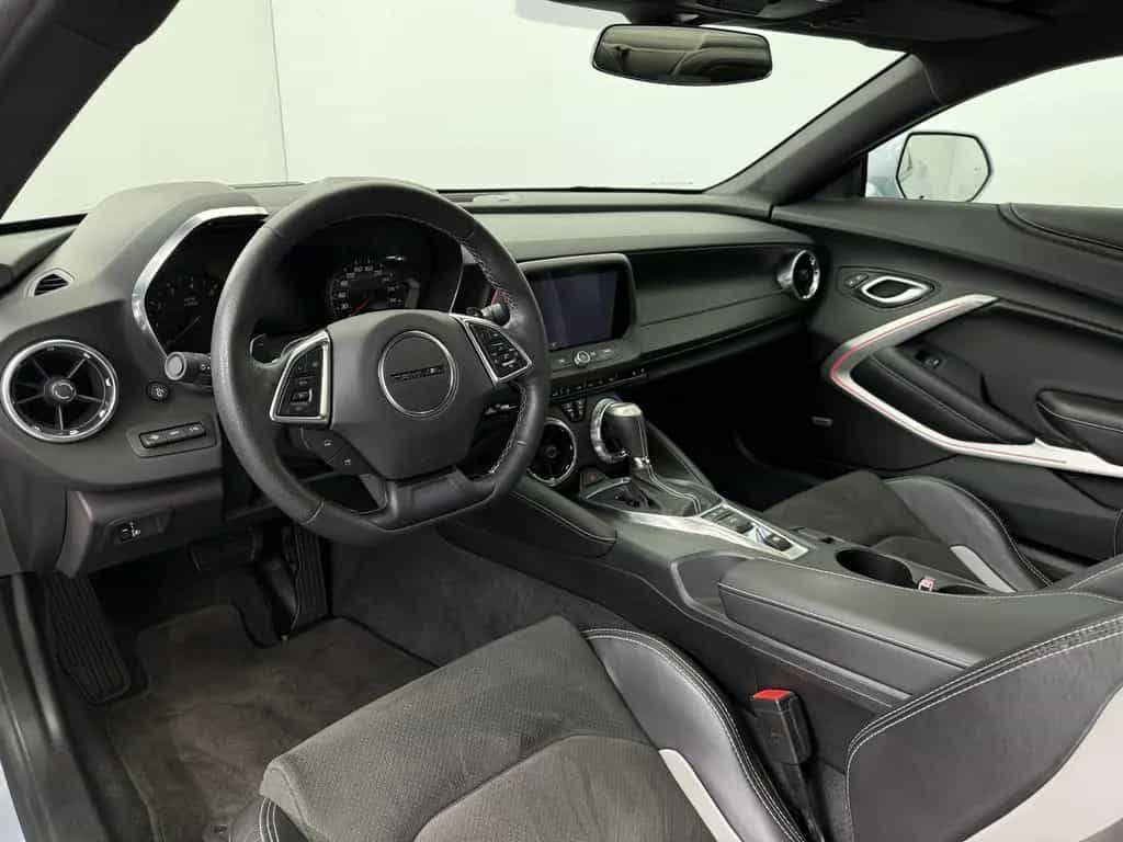 Chevrolet Camaro 6.2 V8|2.Hand|deutsch|HuD|Bose|Kamera| 10/2017-photo-8