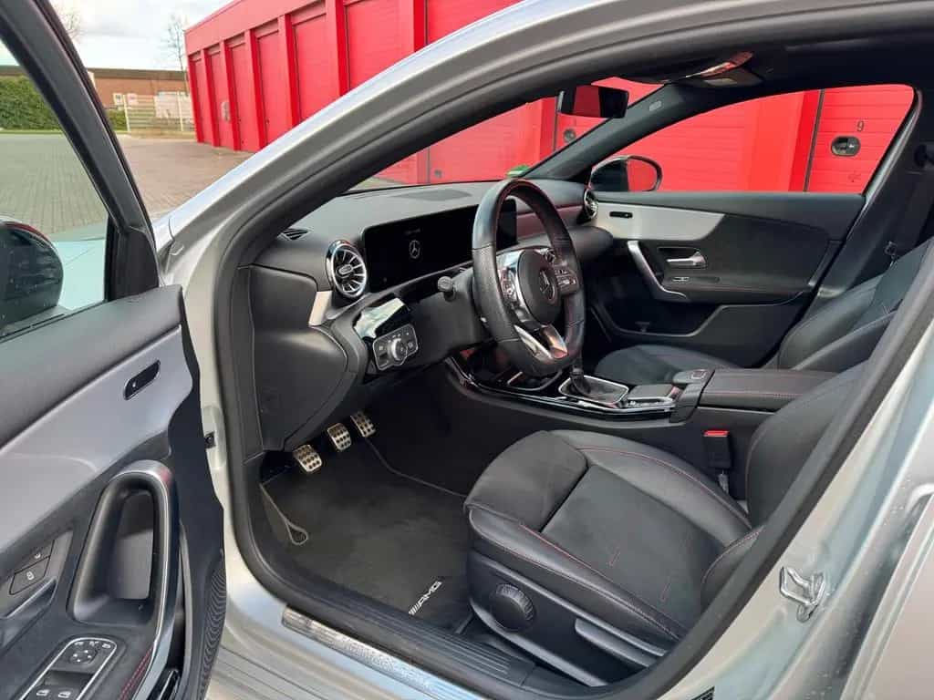 Mercedes-Benz A-Class 200 - AMG Line - Top gepflegt 05/2022-photo-11