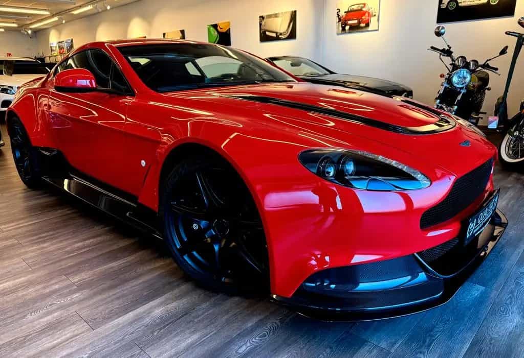 Aston Martin V12 Vantage GT12 06/2015-photo-15