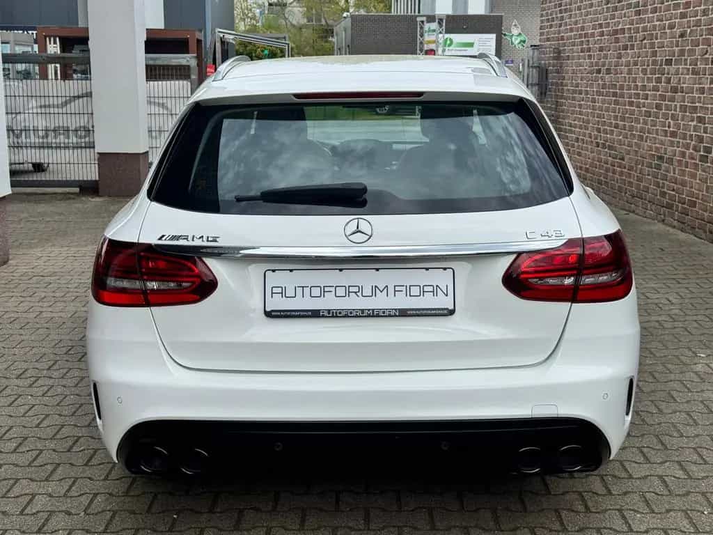 Mercedes-Benz C 200 T-Modell C43er KIT|LED|SITZHEIZUNG|KAMERA 07/2019-photo-2
