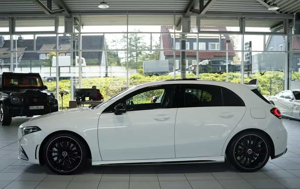 Mercedes-Benz A-Class 35 AMG 4M *2.HD *19 *Pano *Night *Track.P 05/2019-photo-12