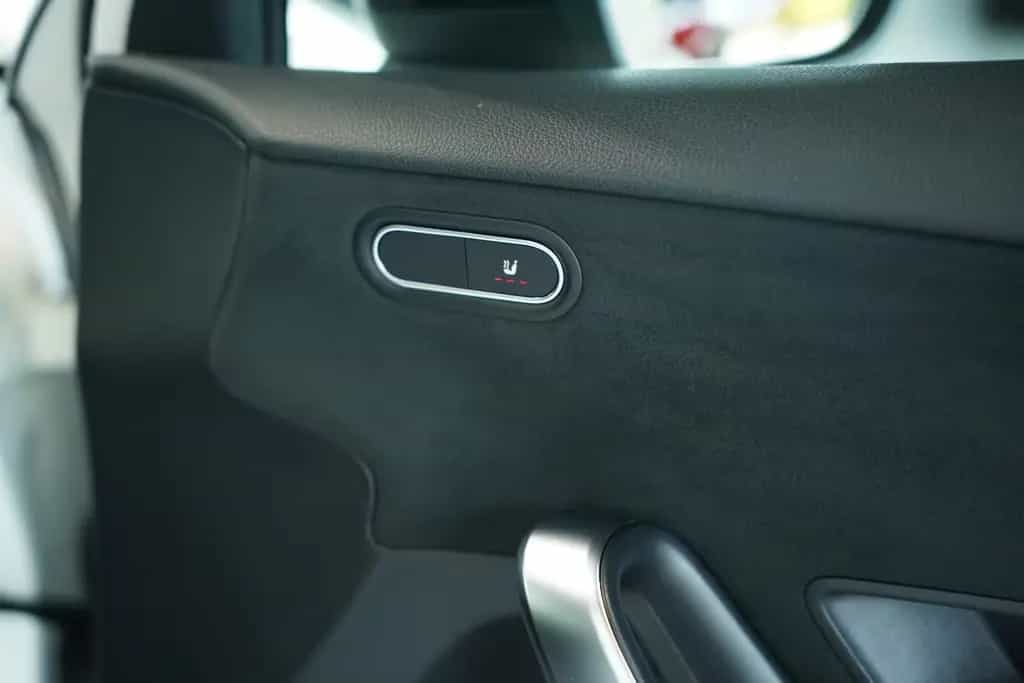 Mercedes-Benz A-Class 35 AMG 4M *2.HD *19 *Pano *Night *Track.P 05/2019-photo-21
